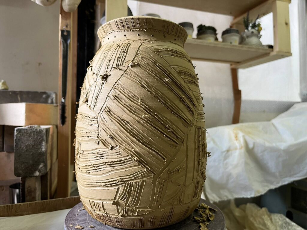 線彫りとは？繊細な表現を生む技法